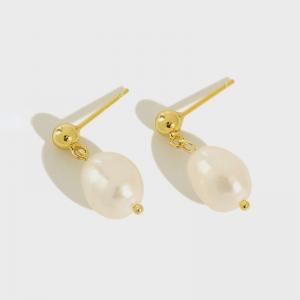 Irregular Unique Baroque Pearl Ear Stud