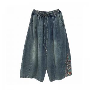 Relax-Fit Wide Leg Flowers Embroidered Jeans