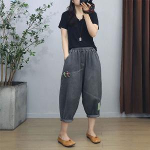 Colorful Frog Buttons Light Wash Carrot Jeans