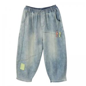 Colorful Frog Buttons Light Wash Carrot Jeans