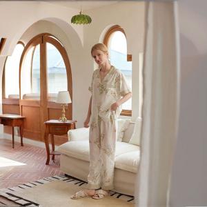 Petal Collar Printed Pajamas Shirt with Long Pants
