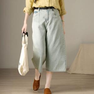 Wide Leg Light Wash Mid-Calf Jeans for Women