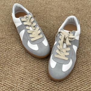 Leisure Chic Tied Suede Leather Moral Training Sneakers