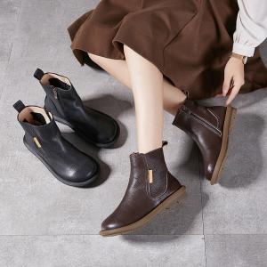 Round Toe Zip Up Classic Leather Chelsea Boots