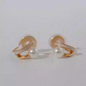 Old Money Clipon Pearl Vintage Ear Cuff No Piercing