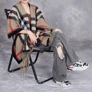 Classic Tassel Wool Blend Gingham Cape