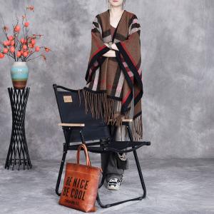 Classic Tassel Wool Blend Gingham Cape