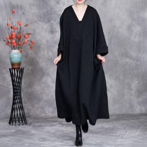 V-Neck Plus Size Black Modest Quilted Caftan Dress