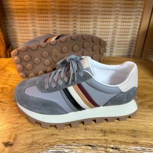 Sports Style Leather Climbing Trainers