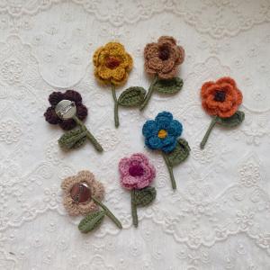 Handcrafted 3D Embroidered Knitted Flower Leaf Brooch Pin