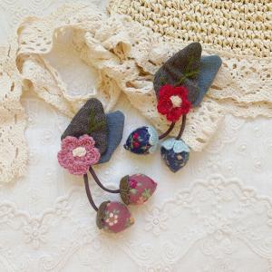 Cute Floral and Strawberry Knitted Brooch Pin for Girl