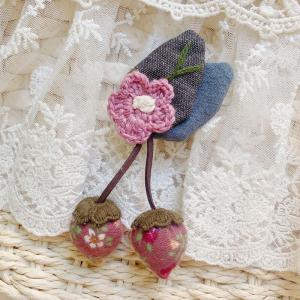 Cute Floral and Strawberry Knitted Brooch Pin for Girl