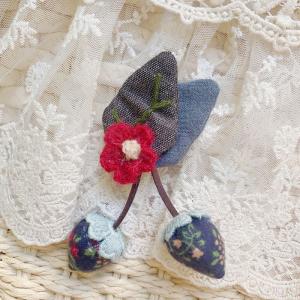 Cute Floral and Strawberry Knitted Brooch Pin for Girl