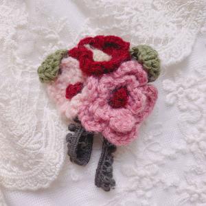 Crochet Flowers and Leaf Handmade Japanese Brooch Pin