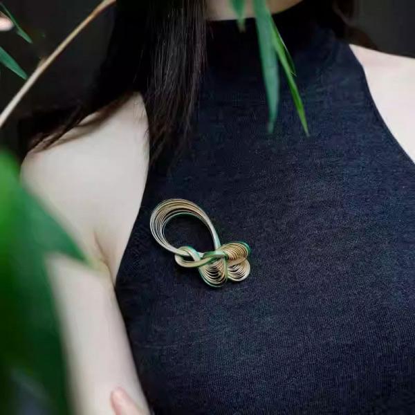 Handcrafted Chinese Style Hanfu Cheongsam Bamboo Brooch