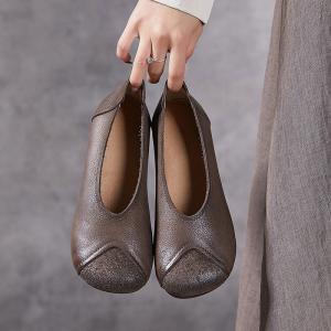 Wide Toe Soft Leather Mom Casual Flats