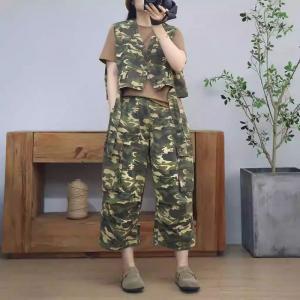 90s Fashion Short Vest Jacket with Camo Pants