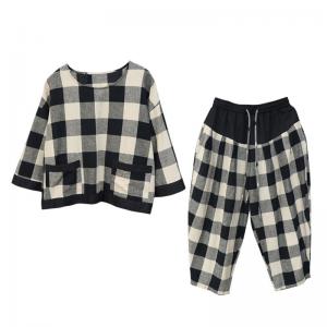Checkered Cotton Linen T-shirt with Balloon Tapered Pants