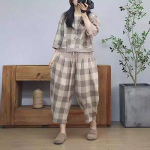 Checkered Cotton Linen T-shirt with Balloon Tapered Pants