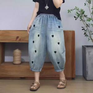 Black Heart Embroidery Light Wash Barrel Jeans