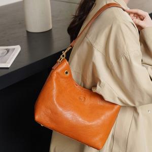Handcrafted Elegant Vegetable Tanned Cowhide Underarm Bag