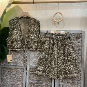 Cheetah Patterned Short Jacket with Wide Leg Shorts