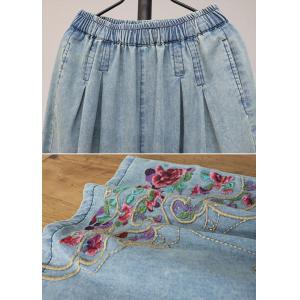 Light Wash Wide Leg Rose Embroidery Jeans
