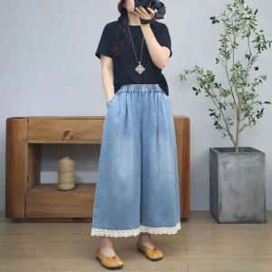 Crochet Lace Hem Light Wash Wide Leg Jeans
