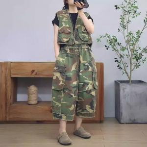 Flap Pockets Baggy Fringed Camo Jeans