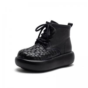 Weave Tied Plush Lining Platform Boots