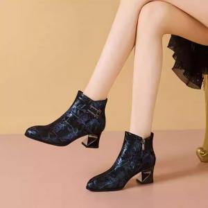 Purple-blue Fantasy Shade Round Toe Short Boots