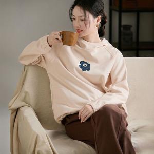 Fleeced Lining Flowers Embroidered Hoodie