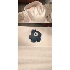 Fleeced Lining Flowers Embroidered Hoodie