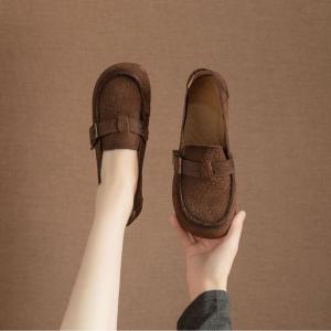 Wide Toe Buckle Cowhide Shallow Mouth Flats