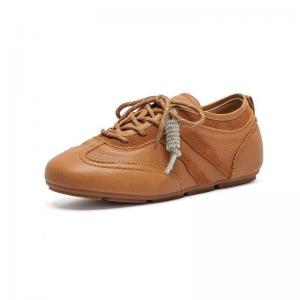 Light and Comfortable Leather Casual Sneakers