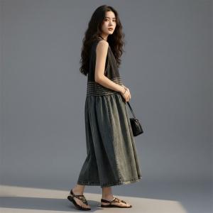 Blue and Black Sleeveless Loose Jean Dress