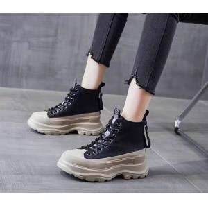 Grunge Style Fleeced Platform Martin Boots