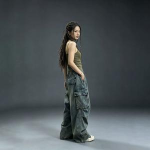 Street Style Flap Pockets Casual Cargo Jeans