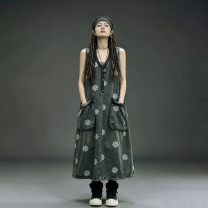 V-Neck Snowflake Embroidery Vest Dress