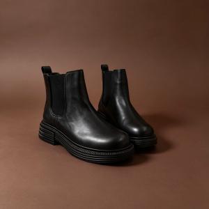 Chunky Heels Classic Black Chelsea Boots